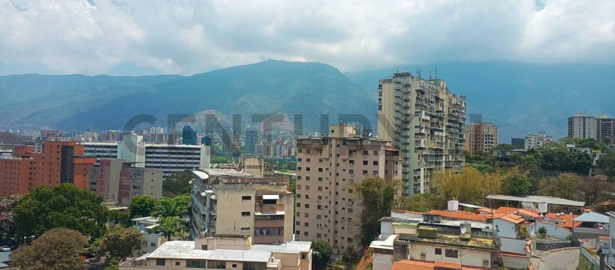 Pent House de 226mts2 en Venta Los Chaguaramos - 8