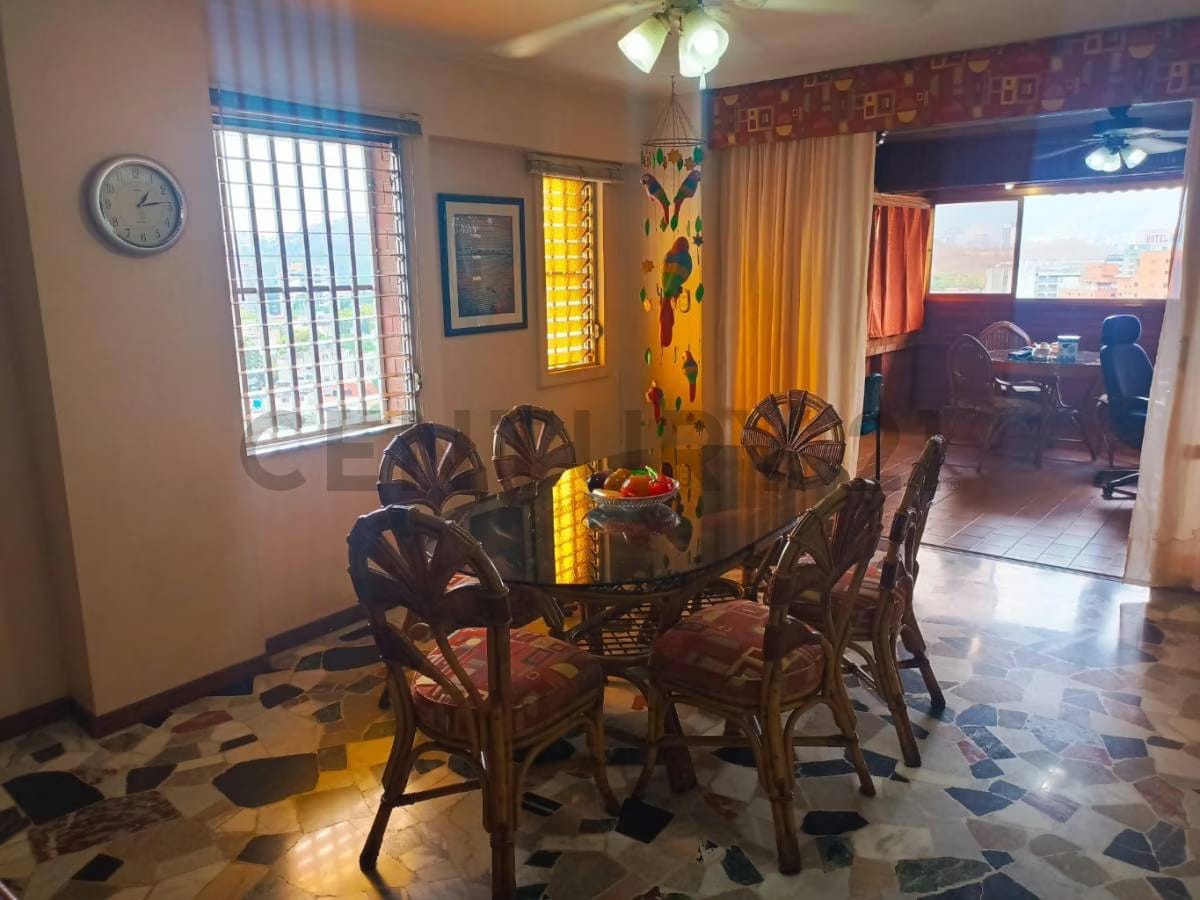 Pent House de 226mts2 en Venta Los Chaguaramos - 10