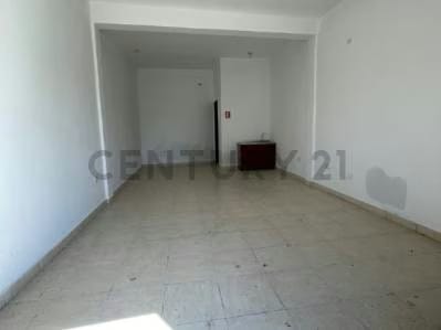 Venta de Locales Comerciales y Casa - 5