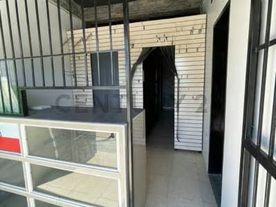 Venta de Locales Comerciales y Casa - 7