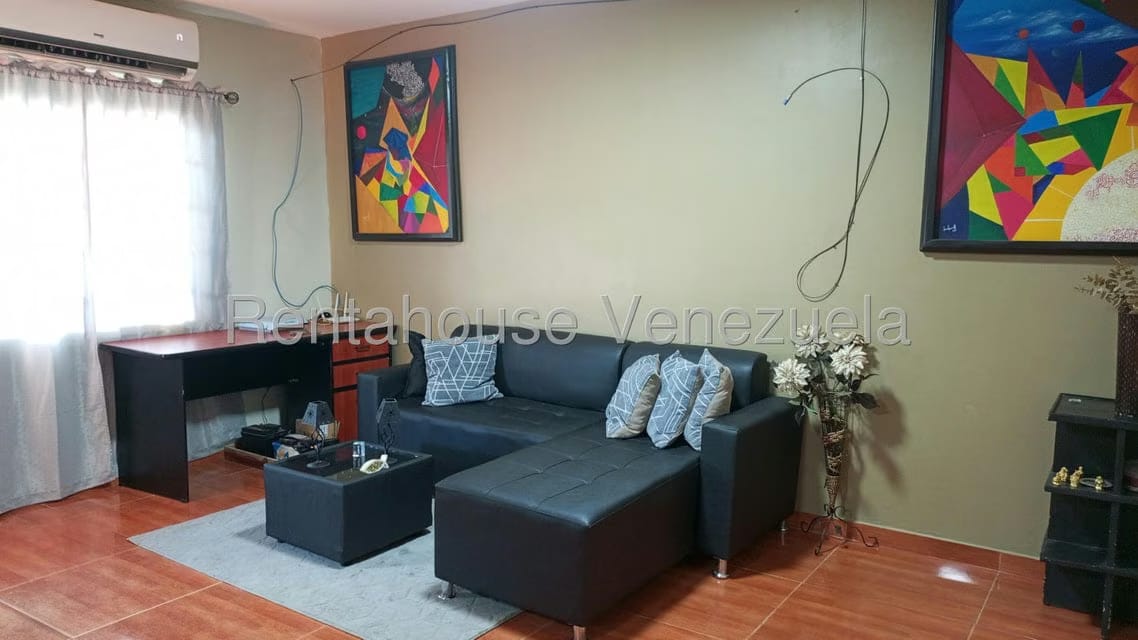 Casa (1 Nivel) en Alquiler en Avenida Vargas, Zulia - 6