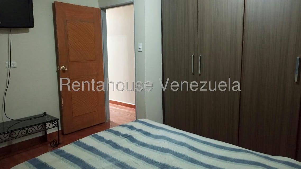 Casa (1 Nivel) en Alquiler en Avenida Vargas, Zulia - 10