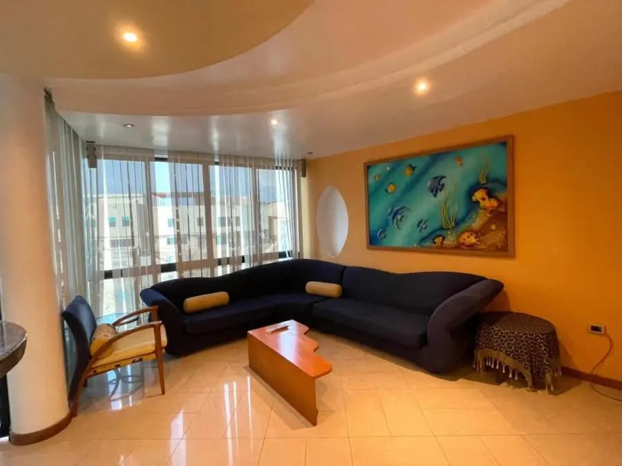 Casa en Alquiler en Lechería - 3