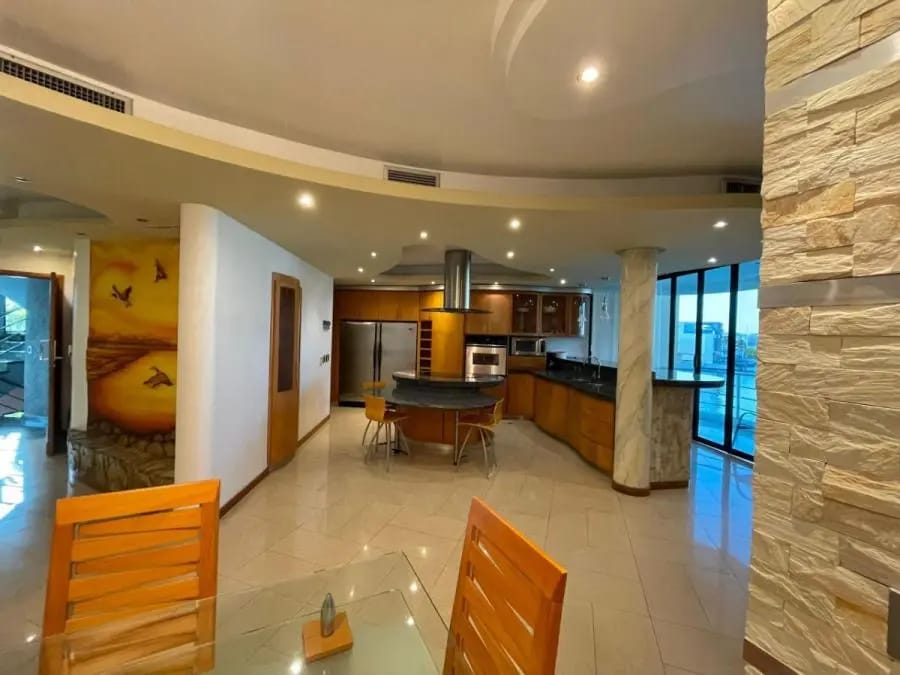 Casa en Alquiler en Lechería - 10