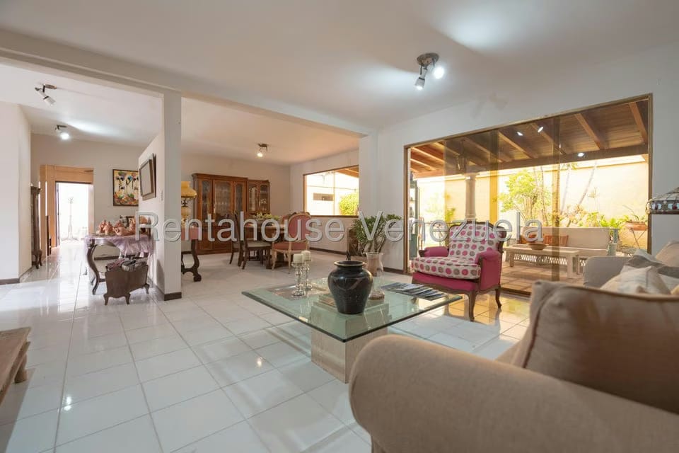 Casa (Duplex) en Venta en Lomas de La Lagunita, Distrito Metropolitano - 12