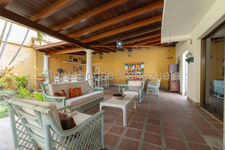 Casa (Duplex) en Venta en Lomas de La Lagunita, Distrito Metropolitano - 17
