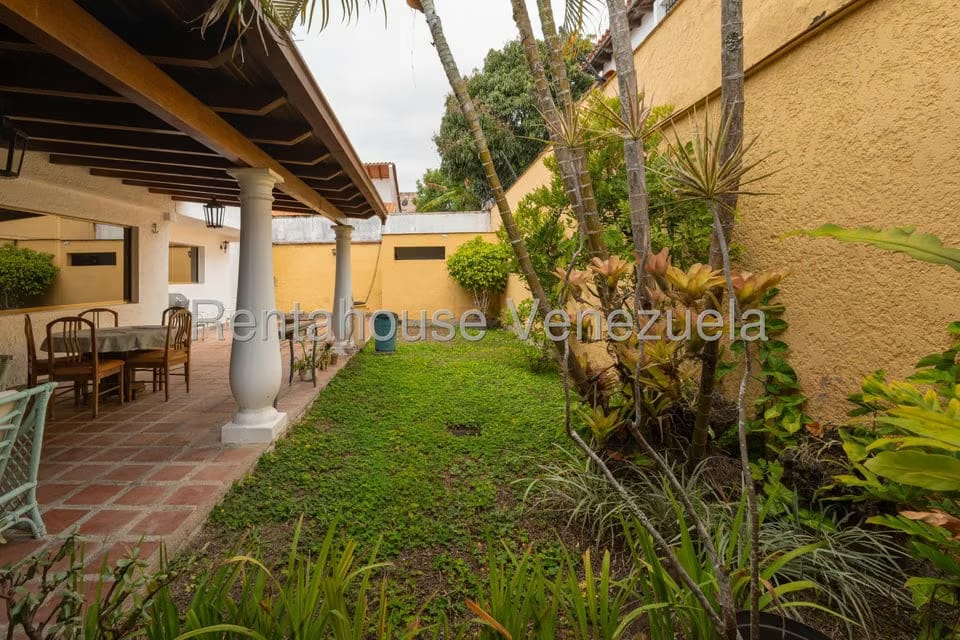 Casa (Duplex) en Venta en Lomas de La Lagunita, Distrito Metropolitano - 19