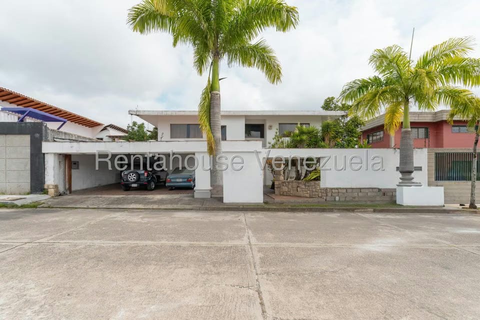 Casa (Duplex) en Venta en Lomas de La Lagunita, Distrito Metropolitano - 5