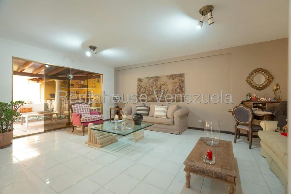 Casa (Duplex) en Venta en Lomas de La Lagunita, Distrito Metropolitano - 7