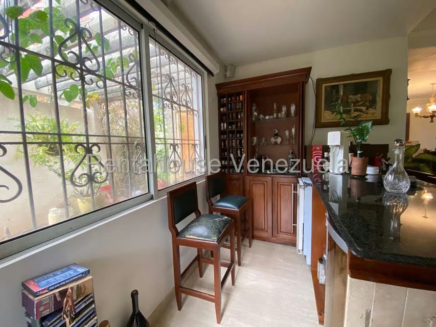 Townhouse (1 Nivel) en Venta en La Lago, Zulia - 12