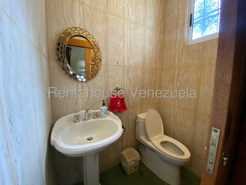 Townhouse (1 Nivel) en Venta en La Lago, Zulia - 13