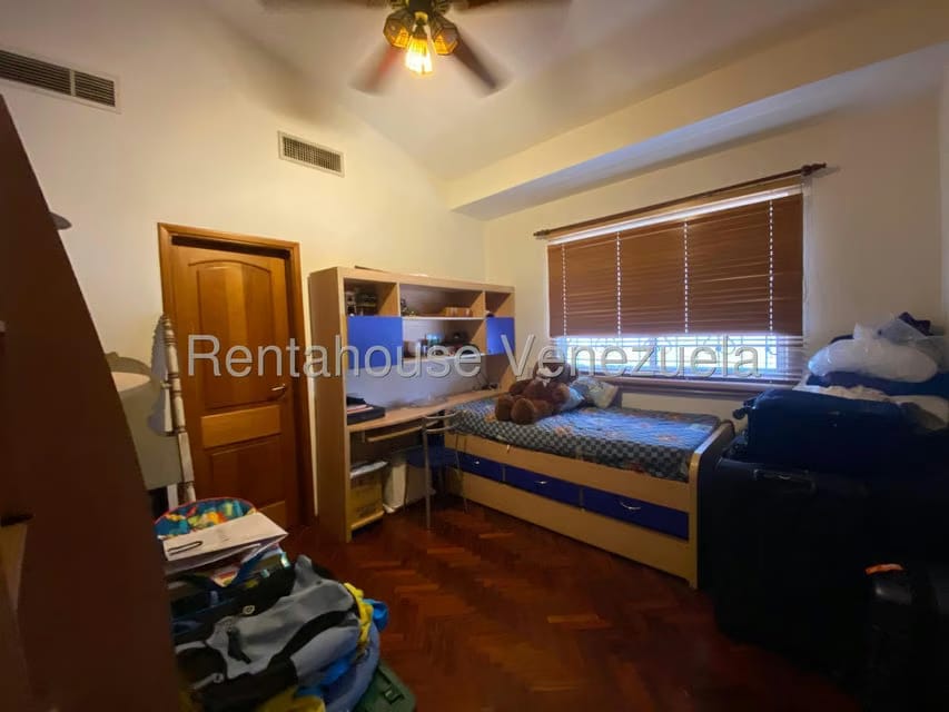 Townhouse (1 Nivel) en Venta en La Lago, Zulia - 30