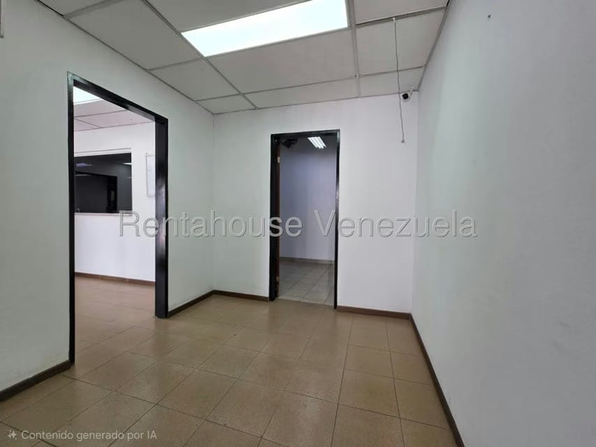 Comercial (Galpon - Deposito) en Alquiler en Altamira Sur, Distrito Metropolitano - 2