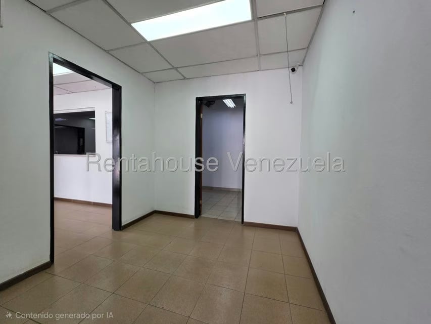 Comercial (Galpon - Deposito) en Alquiler en Altamira Sur, Distrito Metropolitano - 2