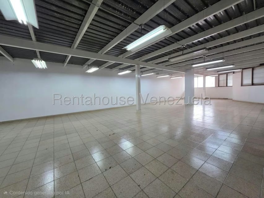 Comercial (Galpon - Deposito) en Alquiler en Altamira Sur, Distrito Metropolitano - 13