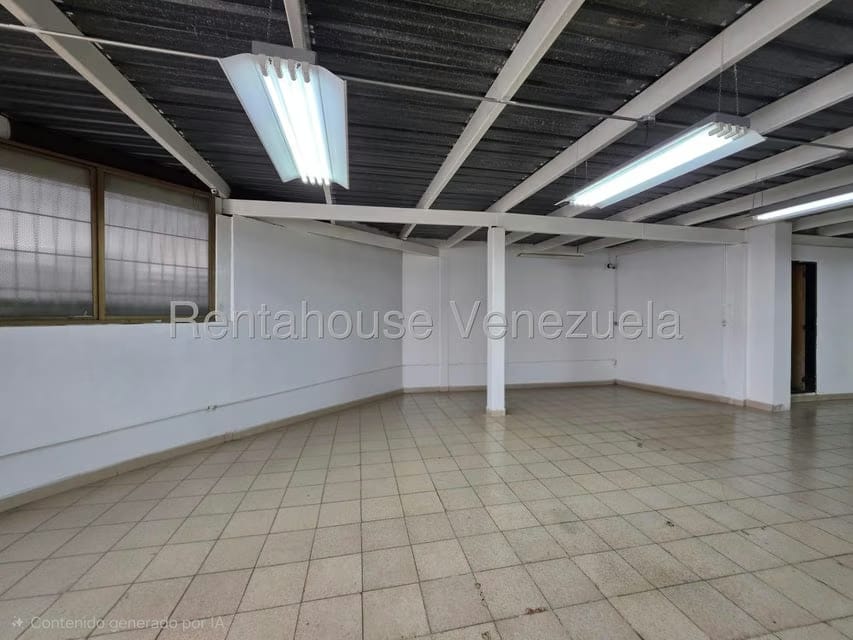 Comercial (Galpon - Deposito) en Alquiler en Altamira Sur, Distrito Metropolitano - 17