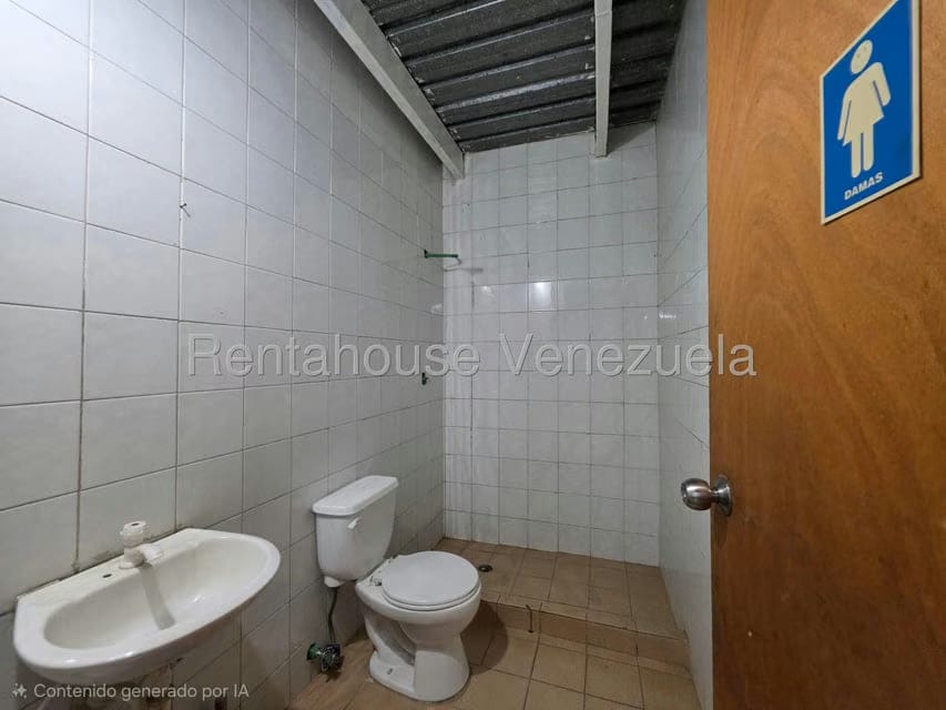 Comercial (Galpon - Deposito) en Alquiler en Altamira Sur, Distrito Metropolitano - 19