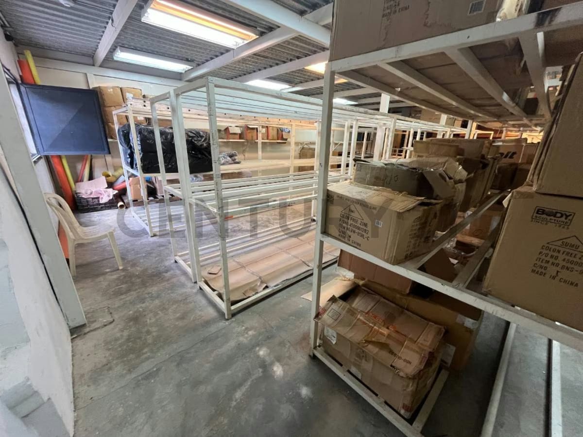 Casa Comercial 466m² | Bello Monte | 3 Niveles con Montacarga y Alta Seguridad - 2