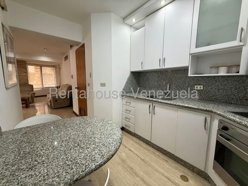 Apartamento (1 Nivel) en Alquiler en Campo Alegre, Distrito Metropolitano - 23
