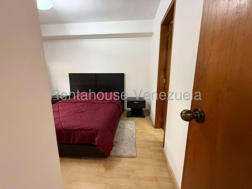 Apartamento (1 Nivel) en Alquiler en Campo Alegre, Distrito Metropolitano - 27