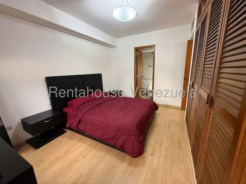 Apartamento (1 Nivel) en Alquiler en Campo Alegre, Distrito Metropolitano - 29