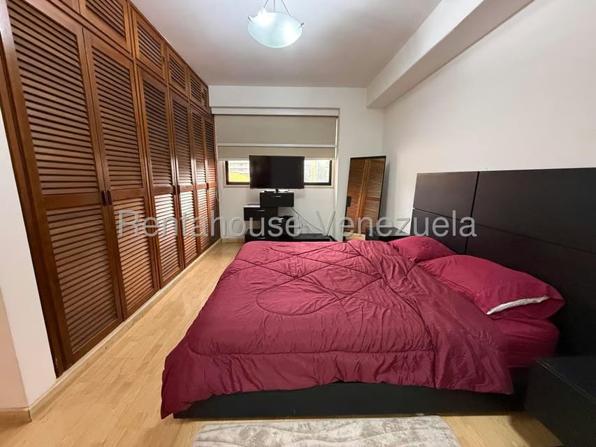 Apartamento (1 Nivel) en Alquiler en Campo Alegre, Distrito Metropolitano - 33