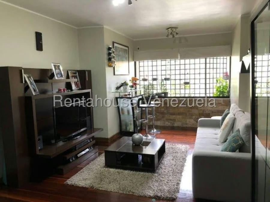 Apartamento en Venta en el cigarral Caracas - 3