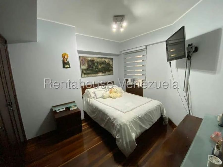 Apartamento en Venta en el cigarral Caracas - 6