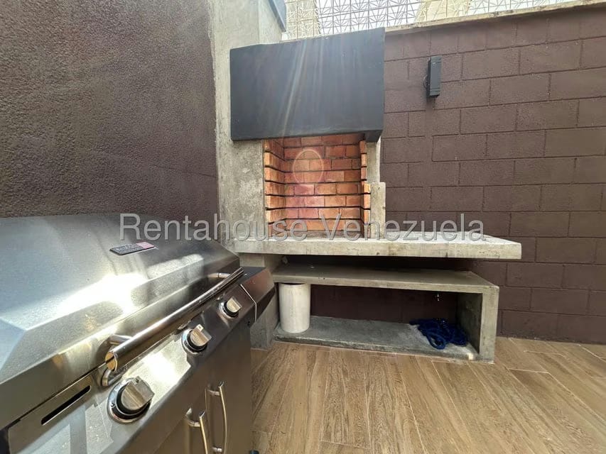 Casa (Duplex) en Venta en La Rosaleda, Lara - 39