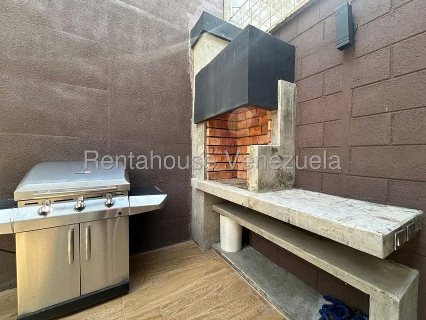 Casa (Duplex) en Venta en La Rosaleda, Lara - 40