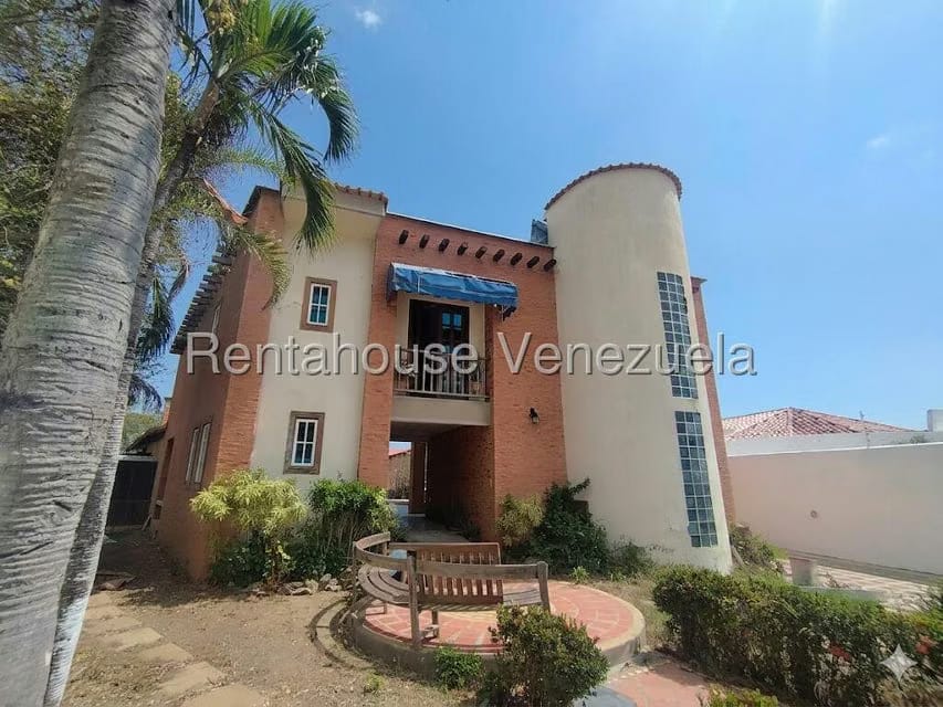Casa (Duplex) en Venta en Puerto Encantado, Miranda