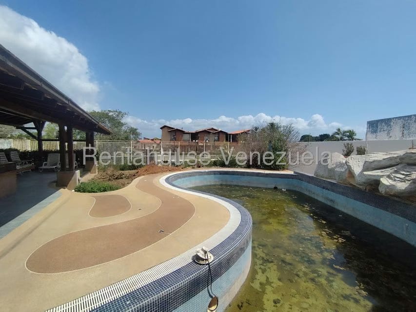 Casa (Duplex) en Venta en Puerto Encantado, Miranda - 15