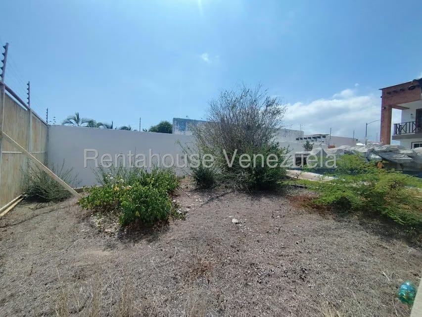 Casa (Duplex) en Venta en Puerto Encantado, Miranda - 21