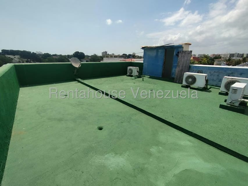 Casa (Duplex) en Venta en Puerto Encantado, Miranda - 29