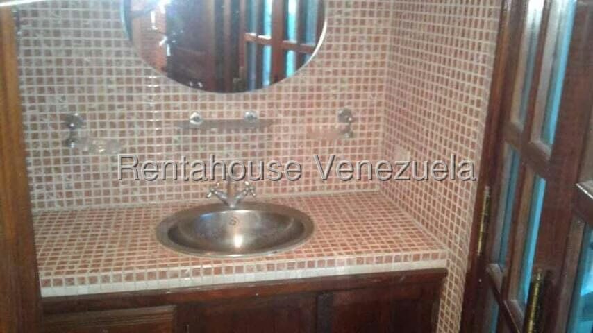 Casa (Duplex) en Venta en Puerto Encantado, Miranda - 34