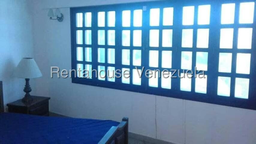 Casa (Duplex) en Venta en Puerto Encantado, Miranda - 36