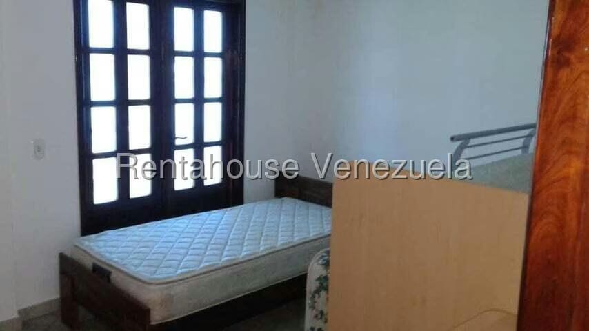 Casa (Duplex) en Venta en Puerto Encantado, Miranda - 45