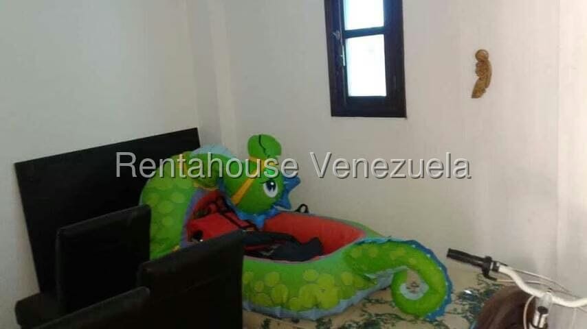 Casa (Duplex) en Venta en Puerto Encantado, Miranda - 46