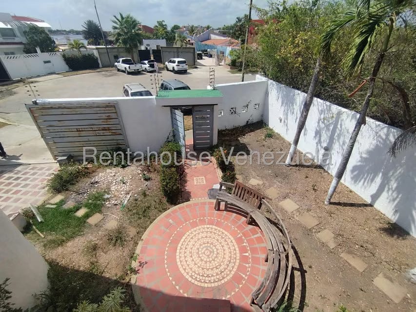 Casa (Duplex) en Venta en Puerto Encantado, Miranda - 6