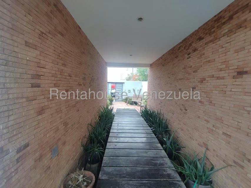 Casa (Duplex) en Venta en Puerto Encantado, Miranda - 7