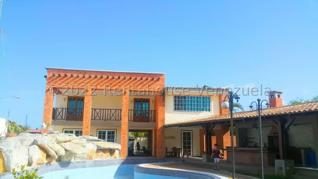 Casa (Duplex) en Venta en Puerto Encantado, Miranda - 9