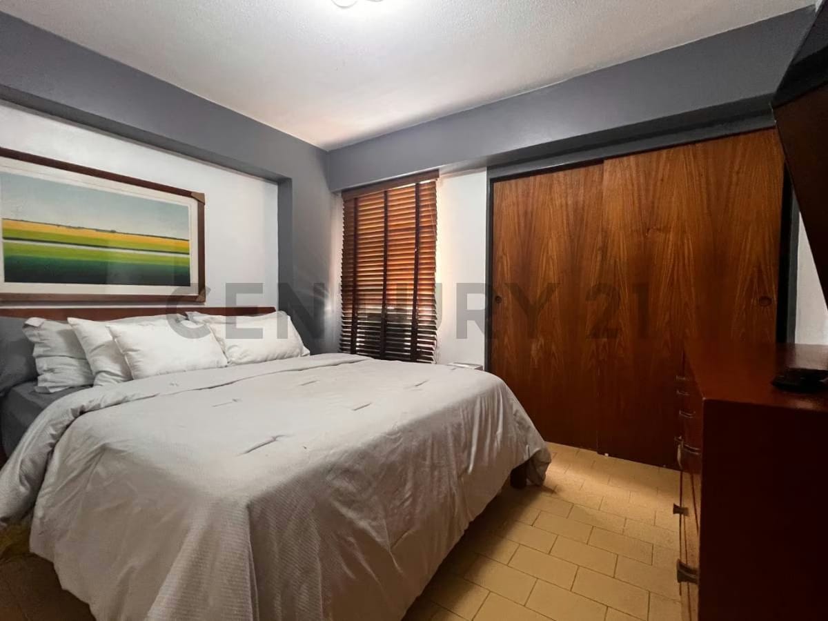 Manzanares Apto Venta: el agua constante y la vista no son promesas. Es rutina - 6