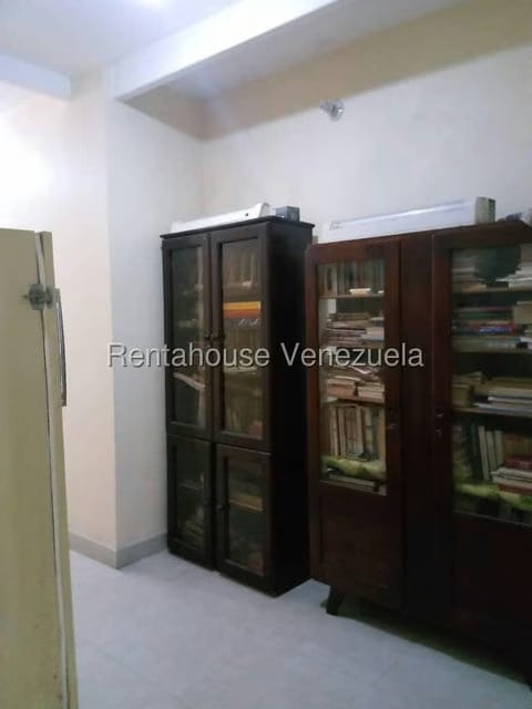 Casa (Duplex) en Venta en Zona Este, Lara - 18