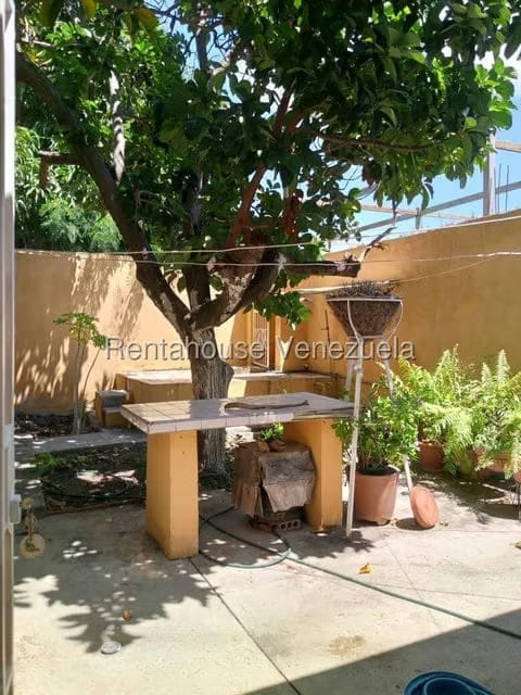 Casa (Duplex) en Venta en Zona Este, Lara - 21