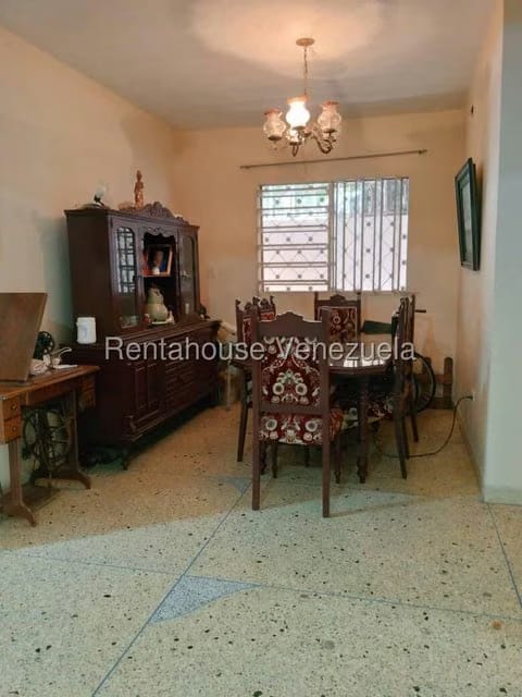 Casa (Duplex) en Venta en Zona Este, Lara - 4