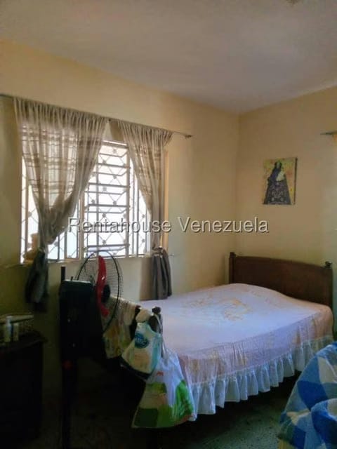 Casa (Duplex) en Venta en Zona Este, Lara - 10