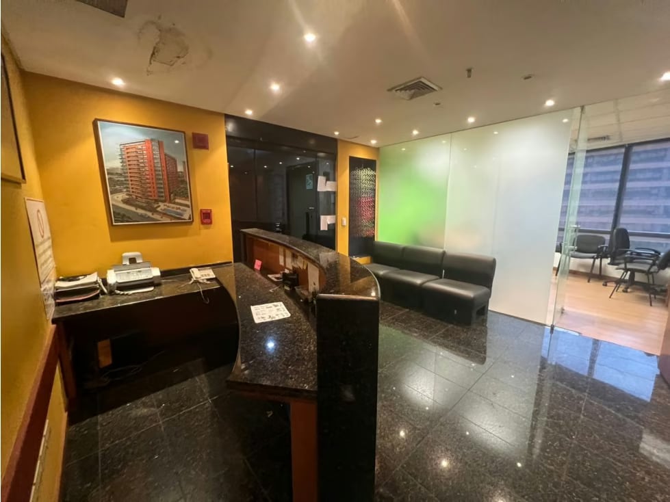 Se Alquila Oficina 300m² Torre KPMG - 6
