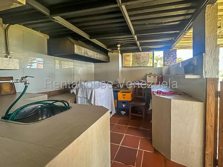 Comercial (Local Comercial) en Venta en Galipan, Distrito Metropolitano - 41