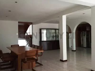 Tu Próximo Gran Hogar en El Cafetal: Quinta con Gran Potencial - 5