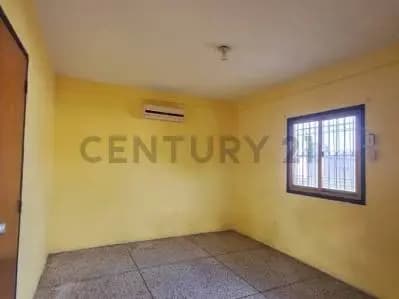 galpon con oficinas en el sector monterrey de anaco - 4